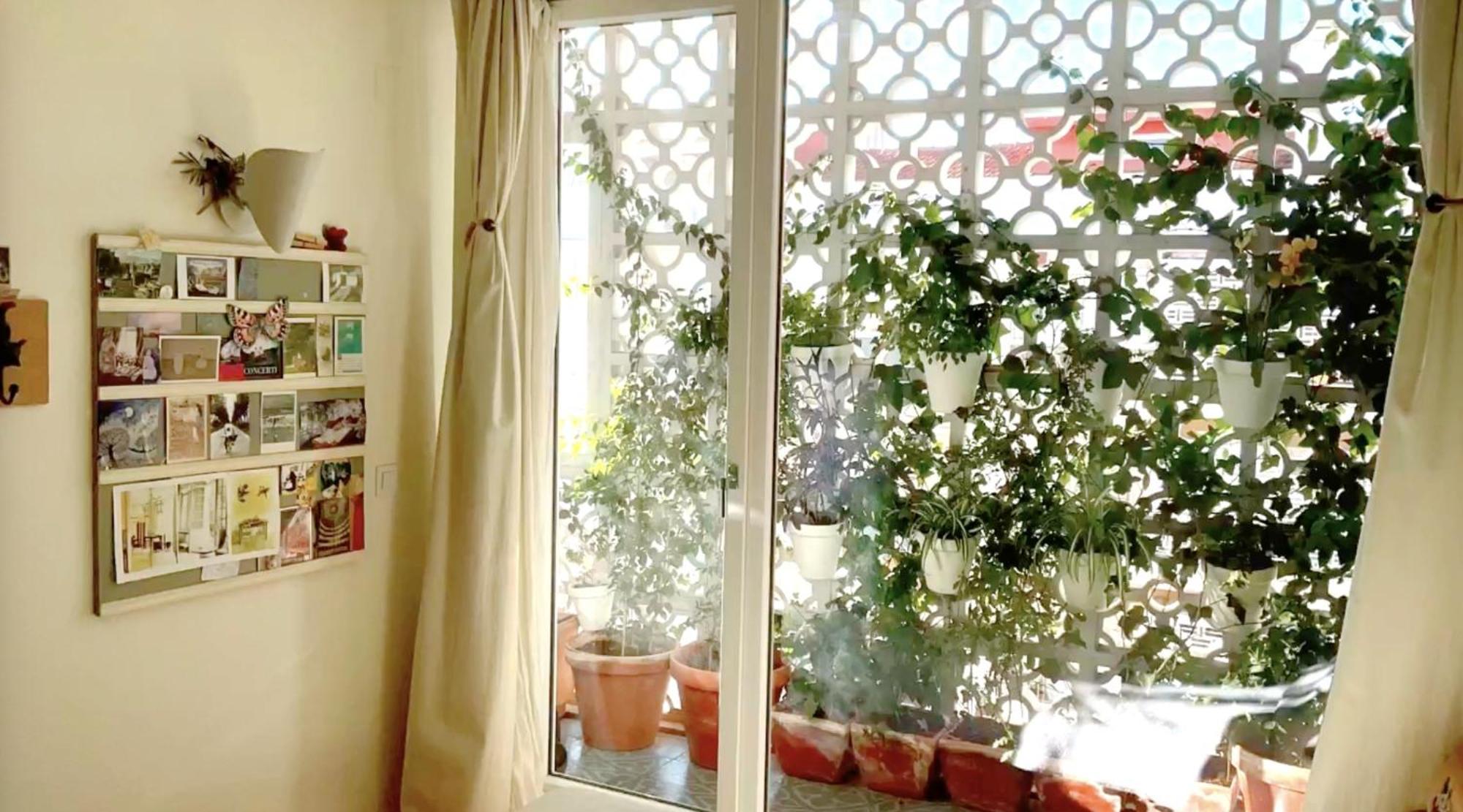 Avec Salle De Bain Privee Et Balcon Vegetal A Lisbonne Amoreiras Acomodação com café da manhã  Lisboa